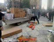 货车起火险象生  保安挺身化险情