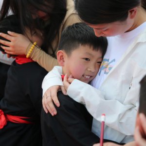 十载成长路  感恩在身边